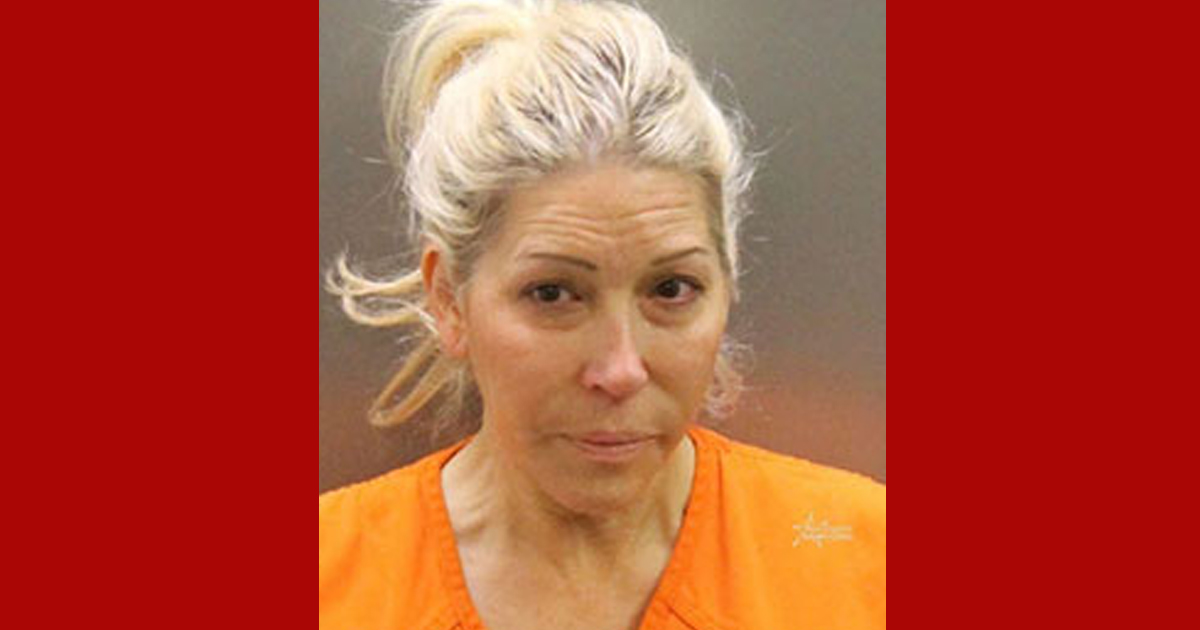 শারীরিক সম্পর্কে বাধ্য করতেন এই নারী!