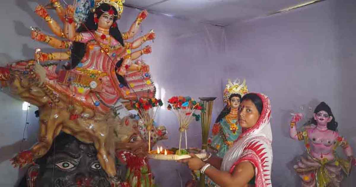 সৈয়দপুরে মুষ্টির চালে নারীদের দুর্গাপূজা
