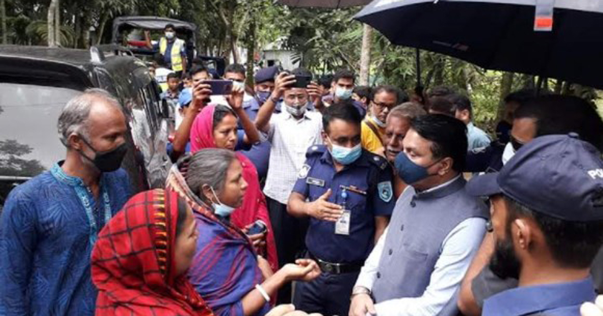 উলিপুরের ক্ষতিগ্রস্ত মন্দির পরিদর্শনে ভারতীয় সহকারী হাইকমিশনার