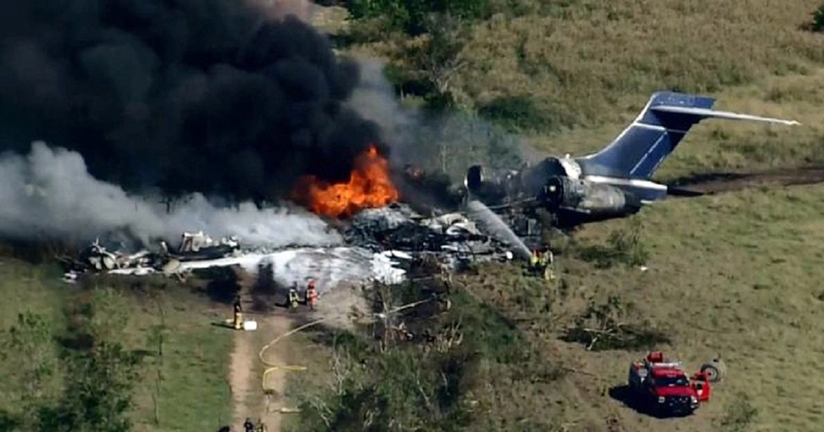 টেক্সাসে বিমান বিধ্বস্ত হলেও সব যাত্রী অক্ষত