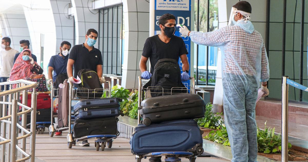 বিদেশিদের জন্য ভারতে চালু হচ্ছে নতুন করোনাবিধি