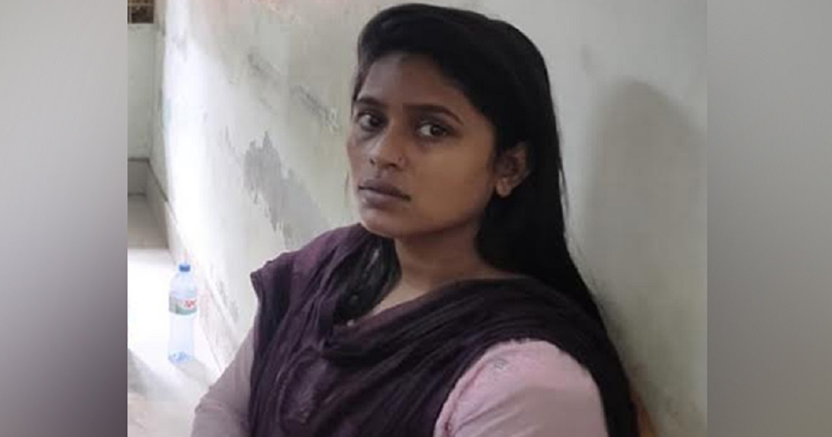 ফাঁদে ফেলে বিবস্ত্র ছবি তুলে টাকা আদায়, এক তরুণী গ্রেফতার