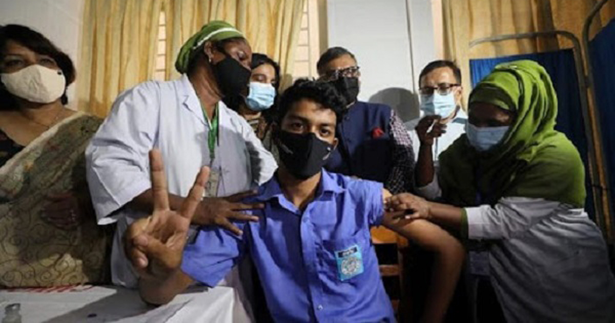 সোমবার থেকে রাজধানীর ১২ স্কুলে টিকাদান শুরু