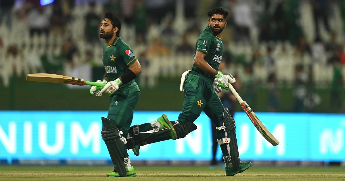 নামিবিয়ার সামনে পাকিস্তানের রানের পাহাড়