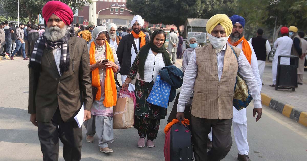 পাকিস্তান যাচ্ছেন ভারতের শিখরা