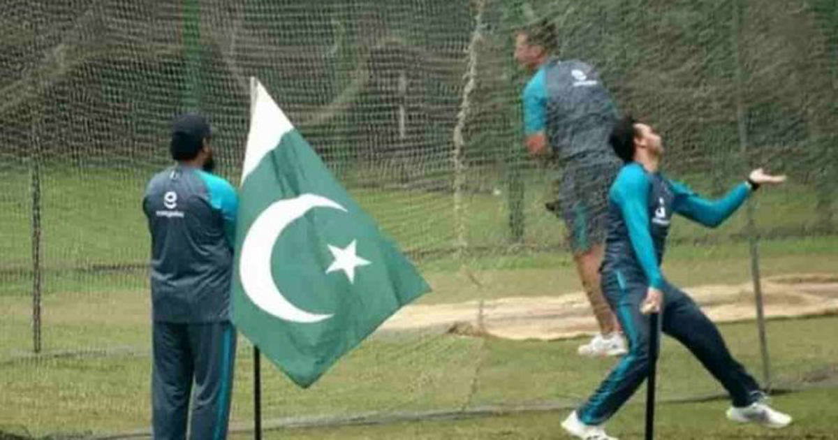 বাবর-সাকলাইনসহ ২১ জনের বিরুদ্ধে মামলার আবেদন