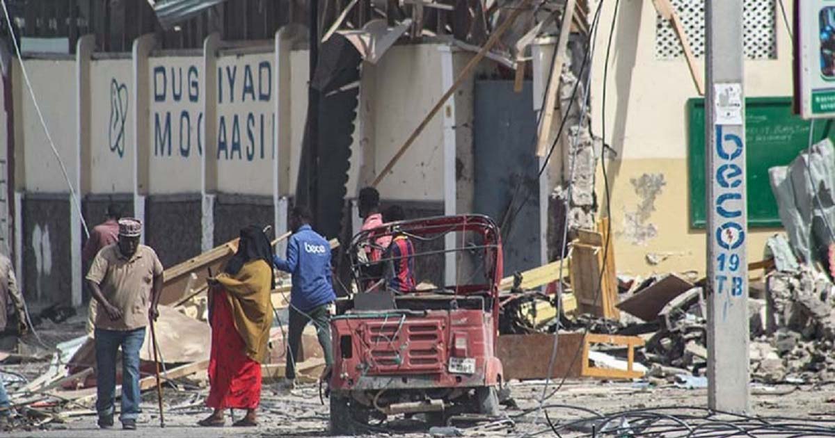 সোমালিয়ায় গাড়িবোমা হামলায় নিহত ৮