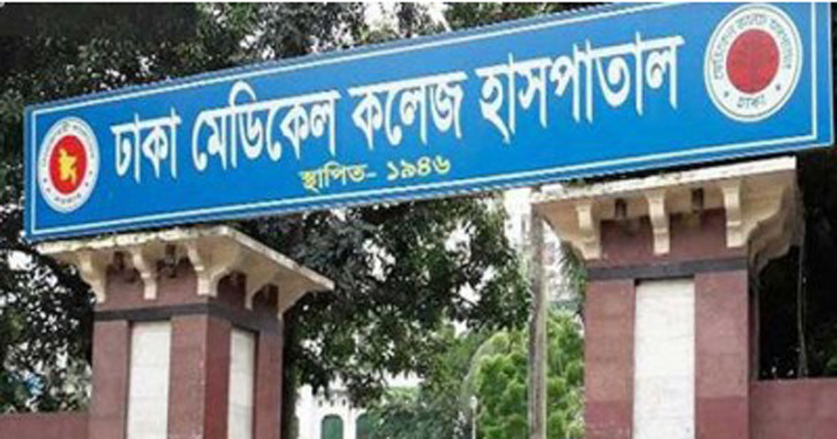 গ্যারেজে ঢোকার সময় মোটরসাইকেল আরোহীকে গুলি