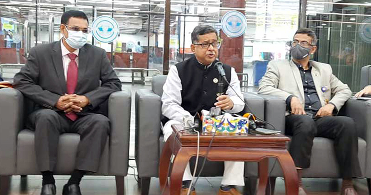 ‘টিকা সনদ ছাড়া মুরাদের চলে যাওয়ার দায় স্বাস্থ্য বিভাগের’