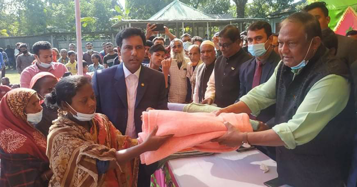 ‘পিছিয়ে পড়া জনগোষ্ঠীকে এগিয়ে নিতে কাজ করছে সরকার’