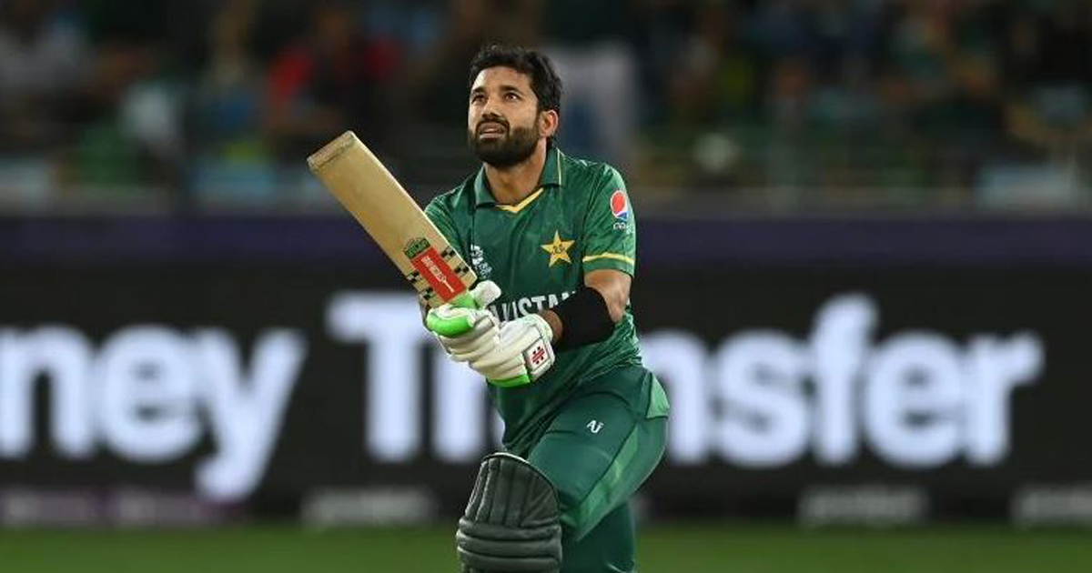 নারী ভক্তের সঙ্গে কেন ছবি তোলেন না, জানালেন রিজওয়ান