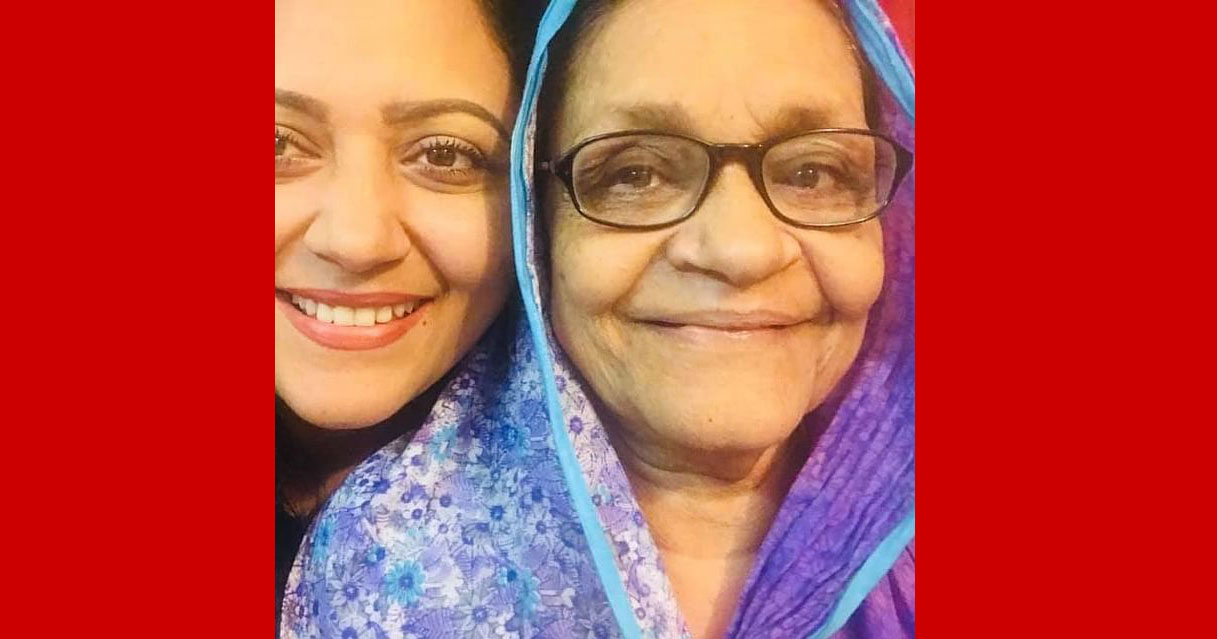 মা হারালেন চিরকুটের সুমি