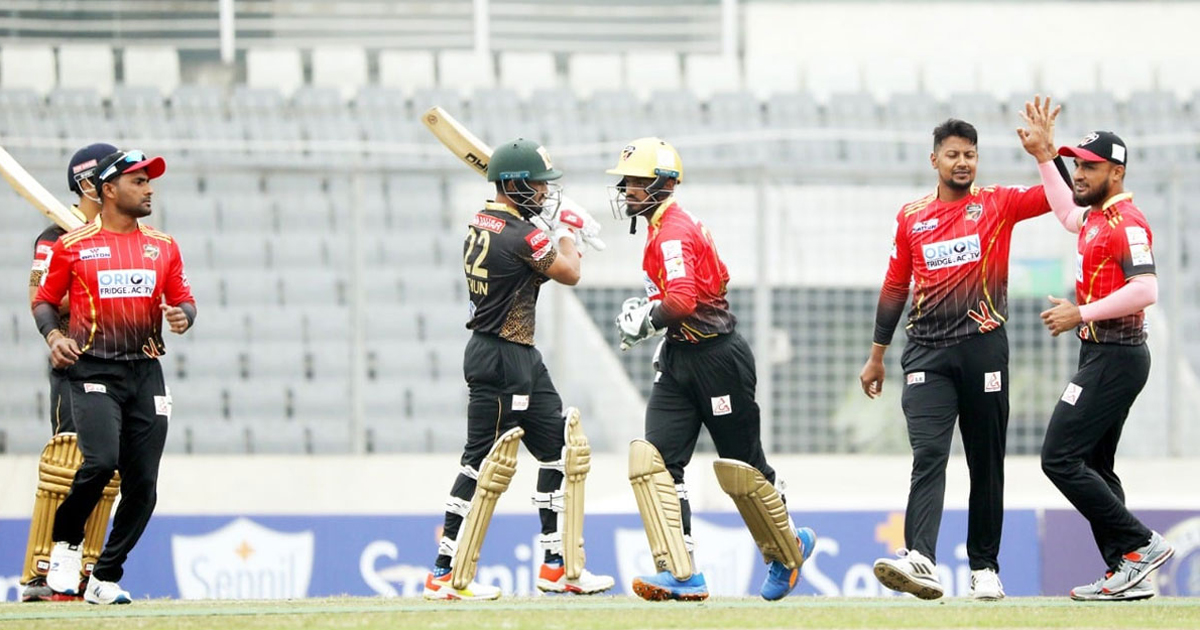 Comilla snatches emphatic win