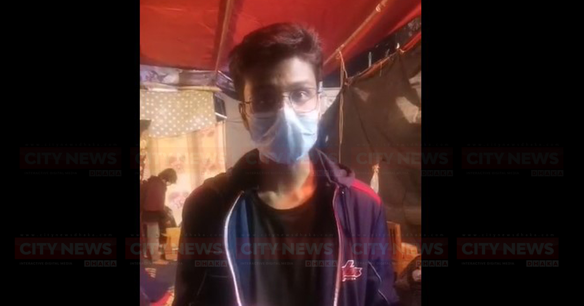 অনশনের ১০৫ ঘণ্টা : ভিসির পদত্যাগ করার আগ পর্যন্ত চলবে