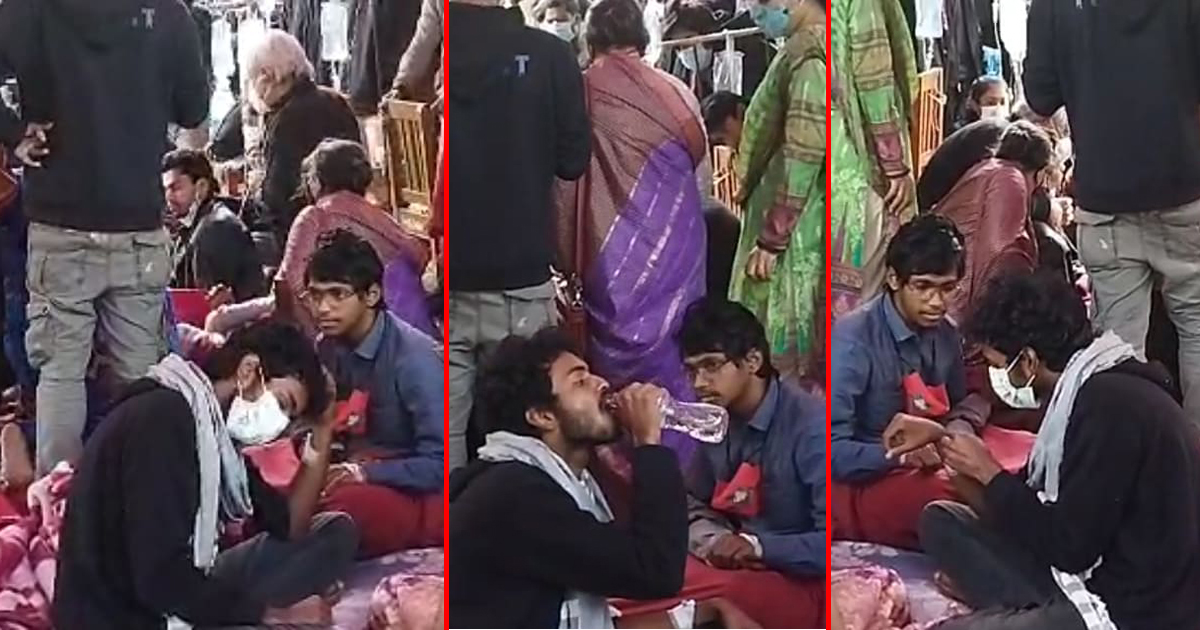 জাফর ইকবালের আশ্বাসে অনশন ভাঙলেন শিক্ষার্থীরা