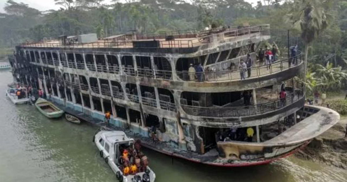 অভিযান-১০ লঞ্চ অগ্নিকাণ্ডে দগ্ধ আরও একজনের মৃত্যু