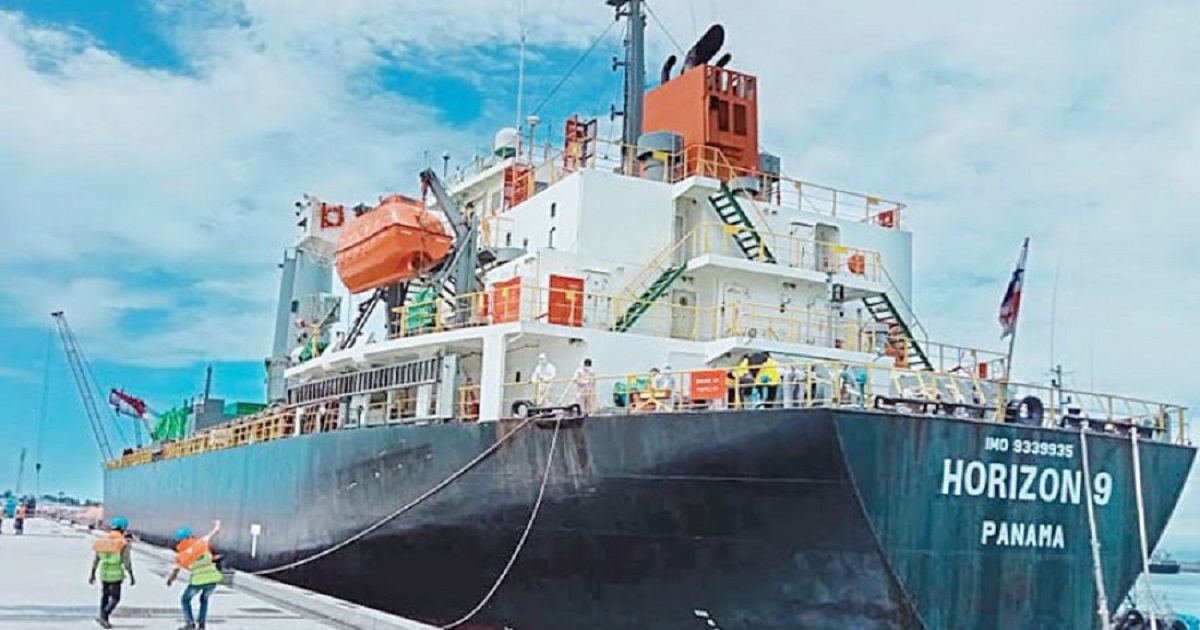 মেট্রোরেলের ৮ বগি ও ৪ ইঞ্জিন মোংলায়