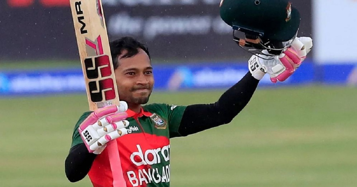 এক লাফে তিন ধাপ এগোলেন মুশফিক