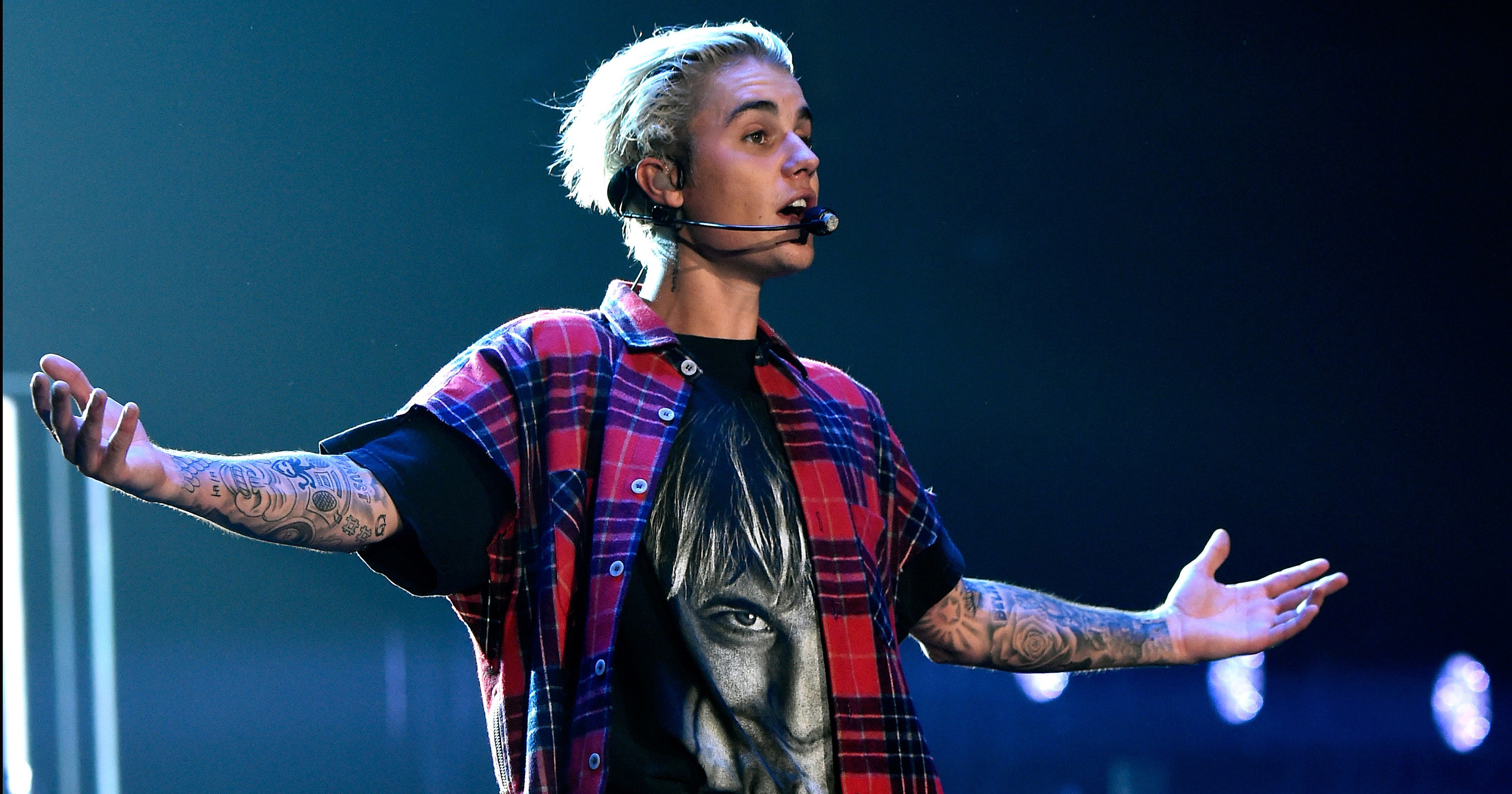 বিবার করোনায় আক্রন্ত, বাতিল হলো কনসার্ট