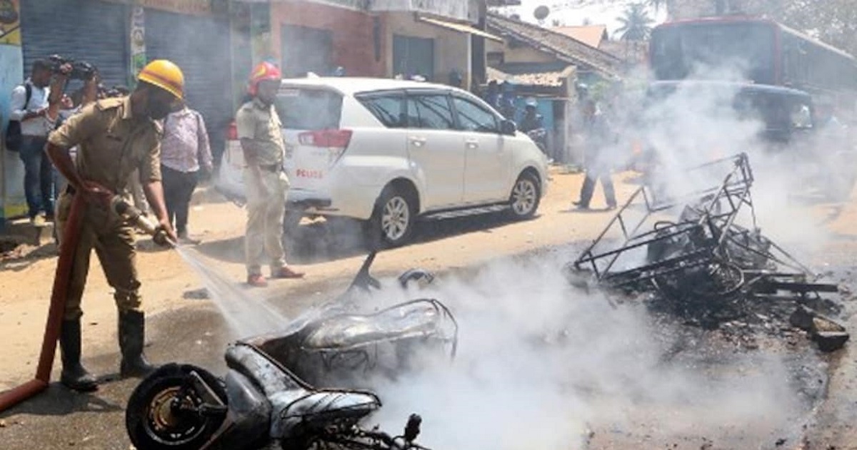 হার্ষার শেষকৃত্যে মুসলিম মহল্লায় ব্যাপক হামলা
