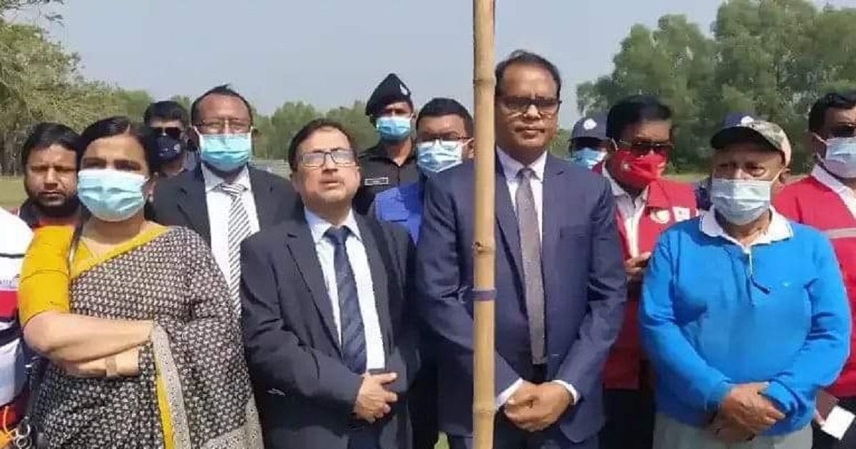 দুবলারচরে দু’দিনে করোনার টিকা নিলেন ৫ হাজার জেলে