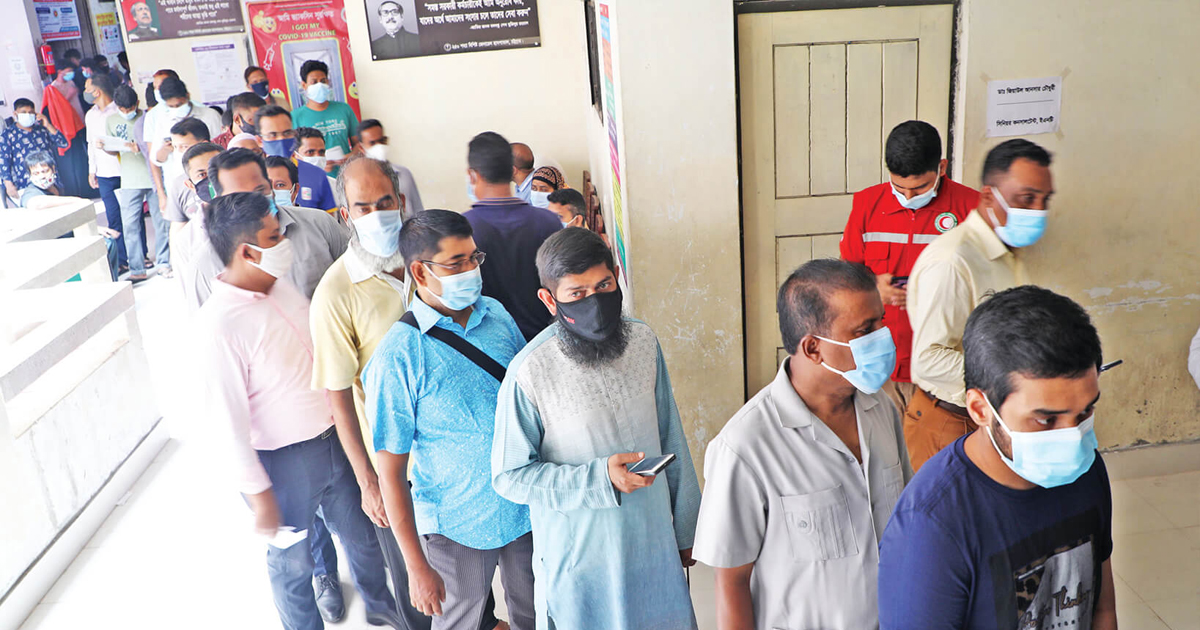 টিকাদান চলছে, পরিস্থিতি বুঝে পরবর্তী সিদ্ধান্ত