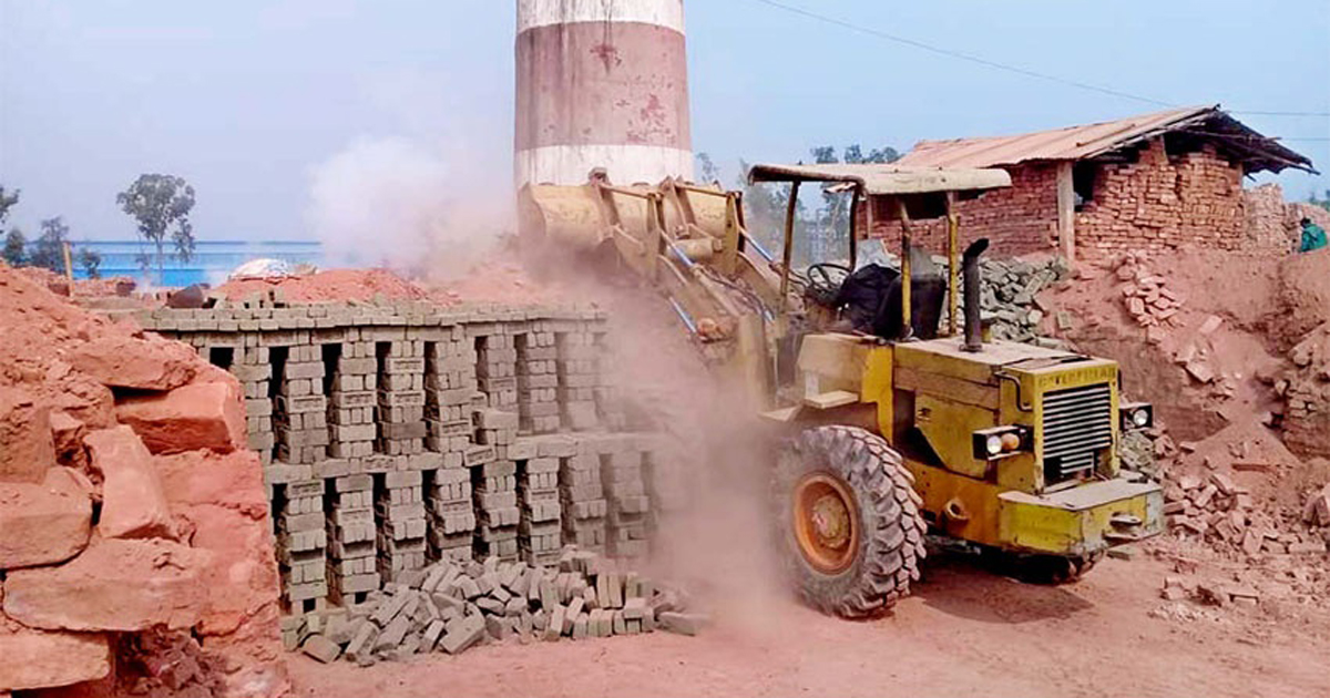 ১৫ দিনের মধ্যে পাঁচ জেলার অবৈধ ইটভাটা ভাঙার নির্দেশ