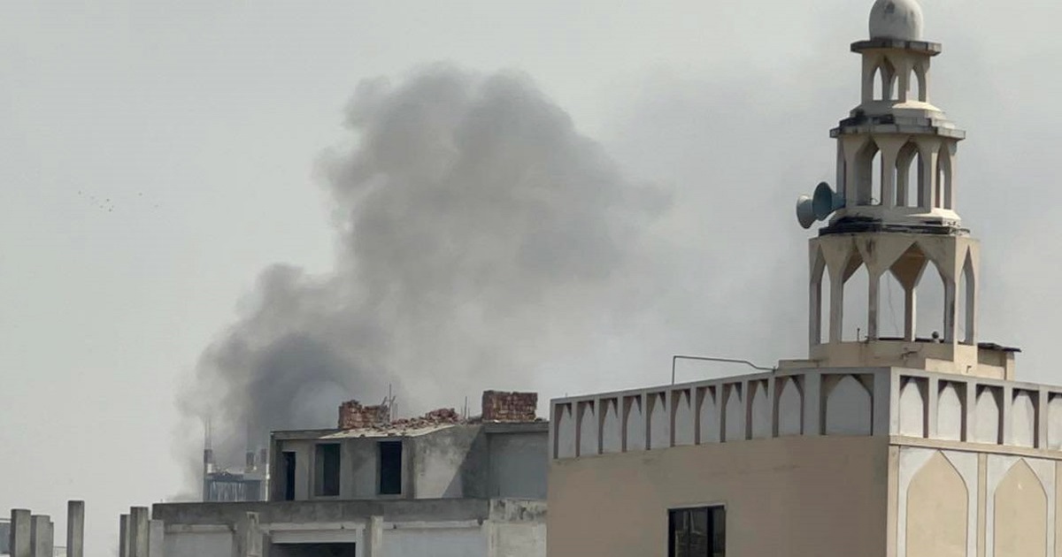 ভাটারায় ভাঙারির দোকানের আগুন নিয়ন্ত্রণে