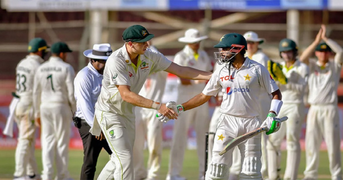 বাবরের ব্যাটে করাচি টেস্টে অবিশ্বাস্য ড্র পাকিস্তানের