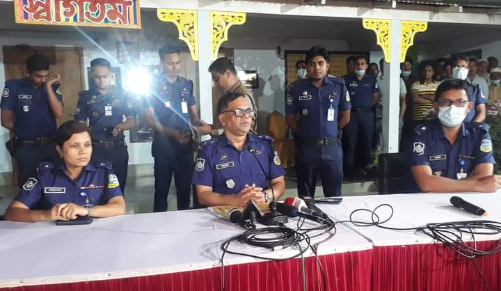 ময়মনসিংহে দেড়শো টাকায় পুলিশে চাকুরী