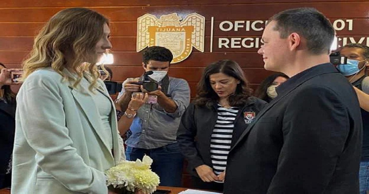 রুশ-ইউক্রেন নাগরিকের বিয়েতে বাধা হতে পারেনি যুদ্ধ