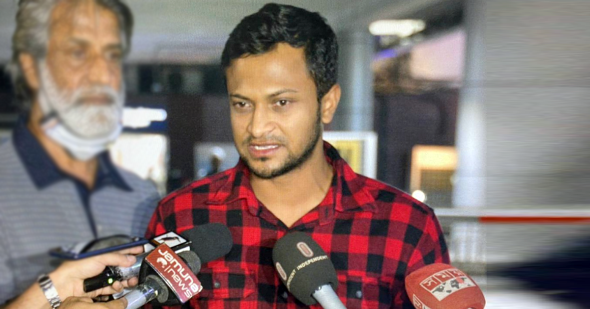 ডিপিএল খেলতে দেশে ফিরলেন সাকিব