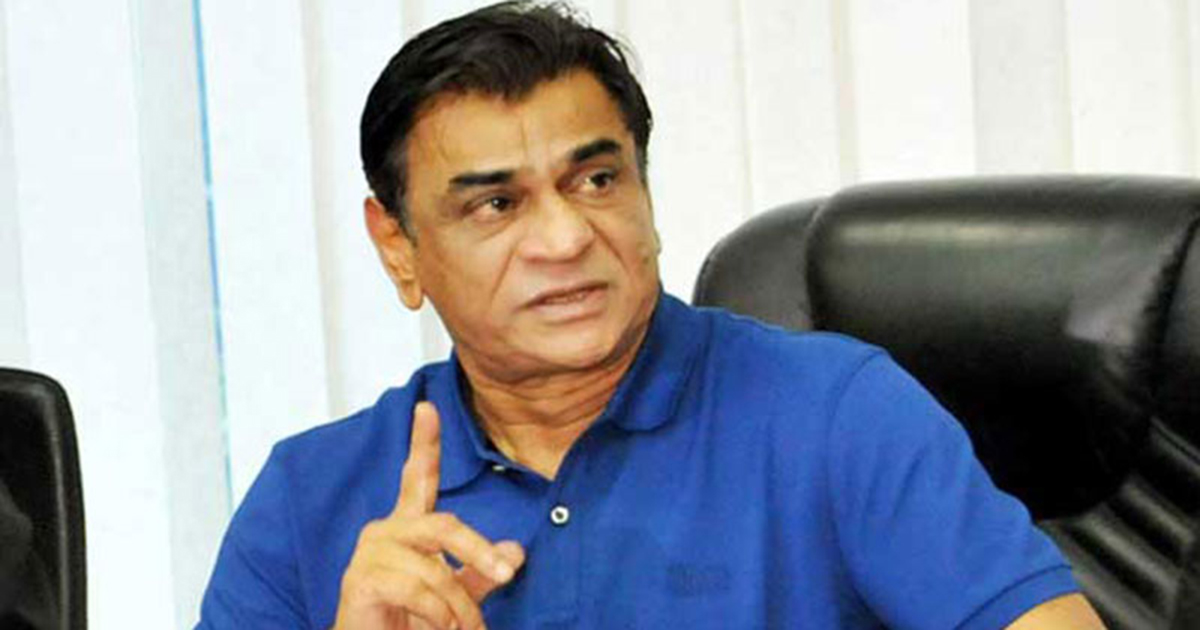 সাফের ফাঁকা মাঠে ৪ বার গোল দিলেন সালাউদ্দিন!