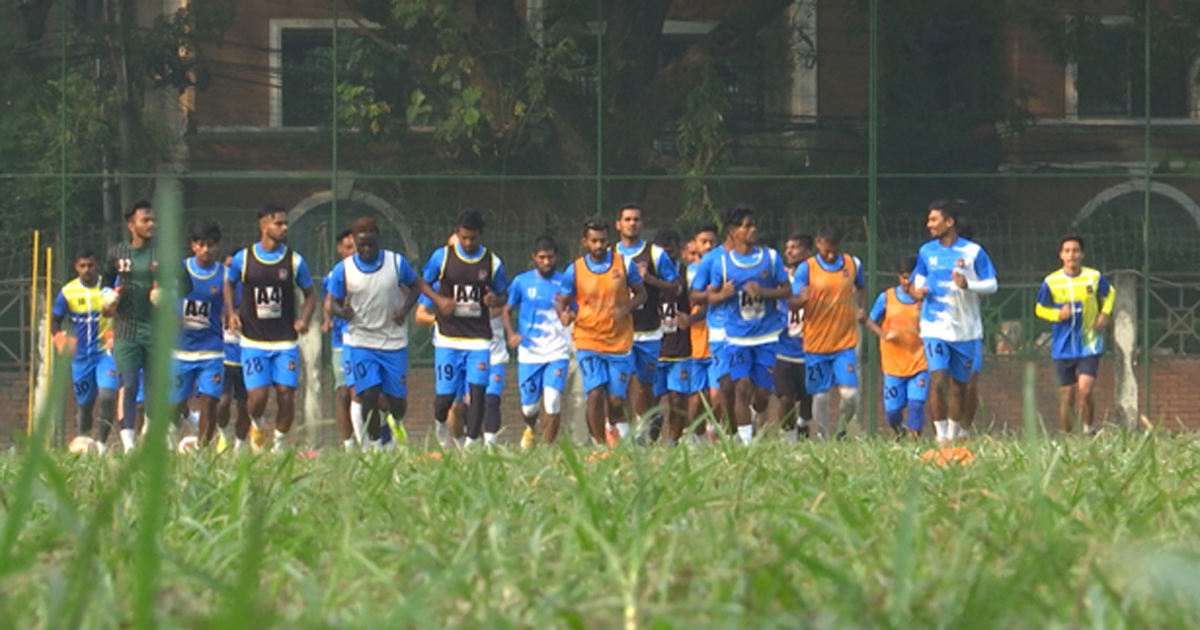 ঈদের ছুটি না পেয়ে ফুটবলারদের ক্ষোভ