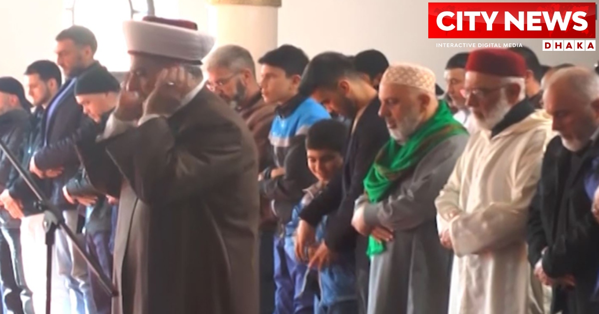 যুদ্ধবিধ্বস্ত দেশ ইউক্রেনে পবিত্র ঈদুল ফিতল উদযাপন