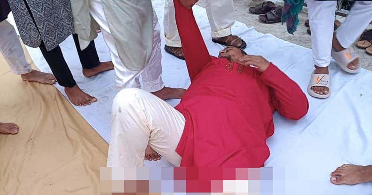 কুমিল্লায় ঈদ জামাতে প্রকাশ্যে গুলিতে একজন গুলিবিদ্ধ