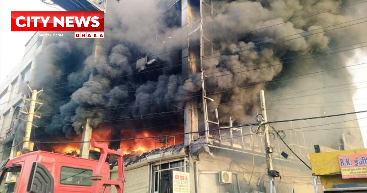 দিল্লিতে ভবনে ভয়াবহ আগুন, ২৬ জনের মৃত্যু