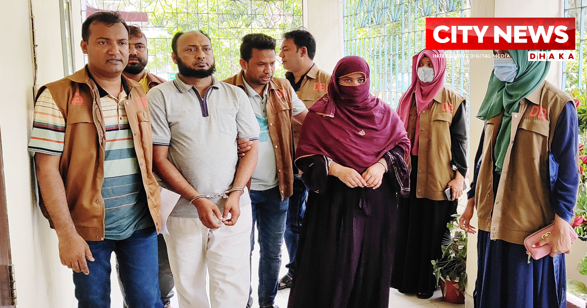 নোয়াখালীতে অন্তঃরঙ্গ ভিডিও ধারণ করে প্রতারণা, নারীসহ গ্রেফতার ২