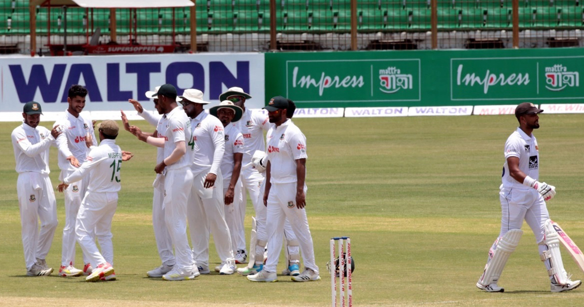 নাঈমের শিকারে স্বস্তি ফিরলো বাংলাদেশের