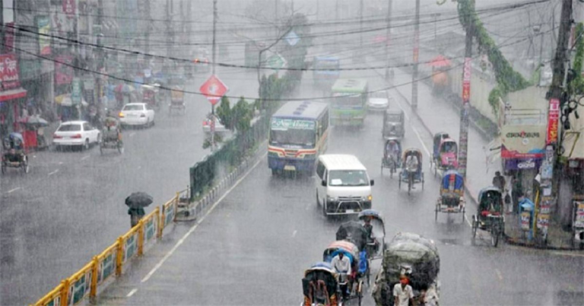 ঢাকায় স্বস্তির বৃষ্টি, কমেছে তাপমাত্রা