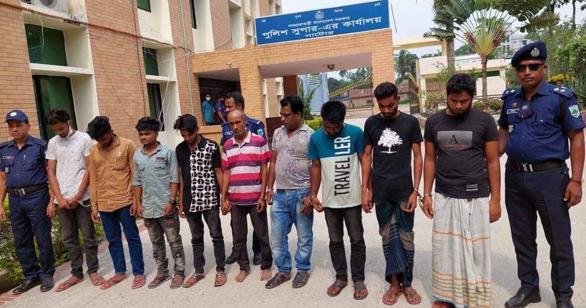 নাটোরে ইমো প্রতারক চক্রের ৯ সদস্য আটক