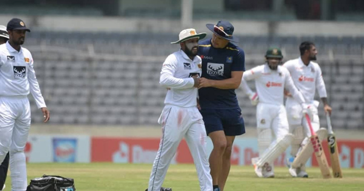 বুকের ব্যথা নিয়ে হাসপাতালে মেন্ডিস