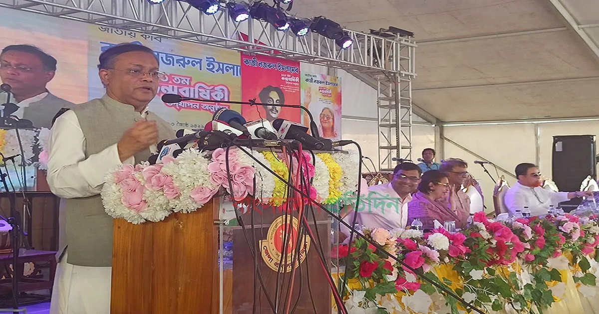 দেশে আজ কোথাও কুঁড়েঘর দেখা যায় না: তথ্যমন্ত্রী