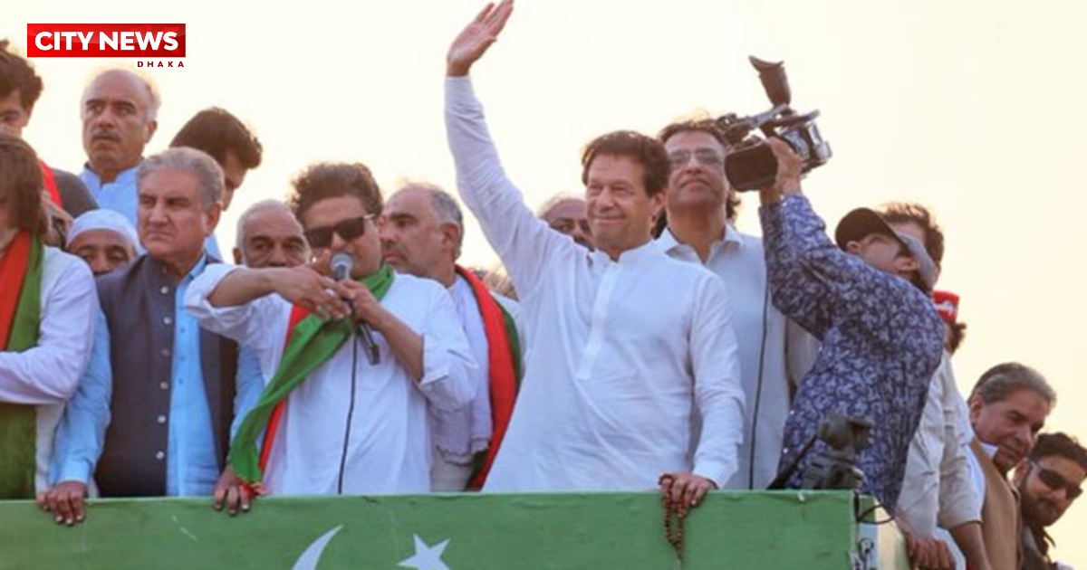 সেনা অভ্যুত্থানের পথ সুগম হচ্ছে পাকিস্তানে: ডনের বিশ্লেষণ