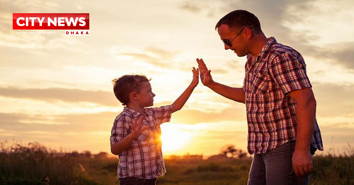 বাবা মানে বুকে সাহস নিয়ে বাঁচা