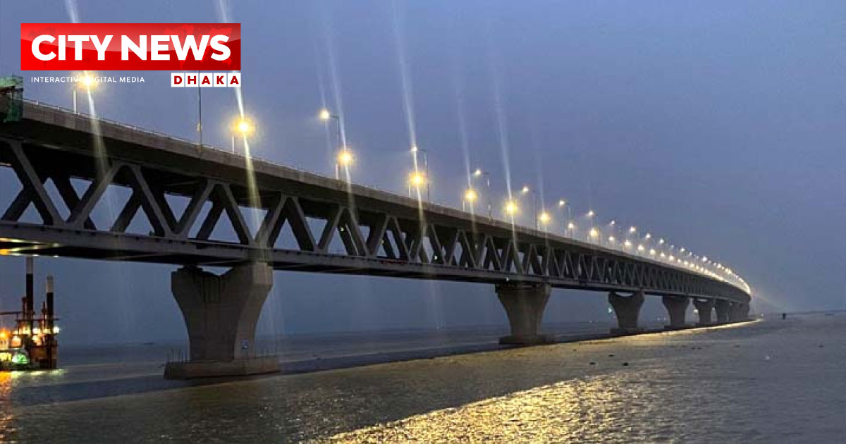 আজ থেকে পদ্মা সেতুর আশপাশে নৌ চলাচল নিষেধ