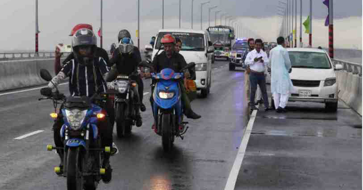 সকালে ঢাকা এসে বিকালেই বরিশালে