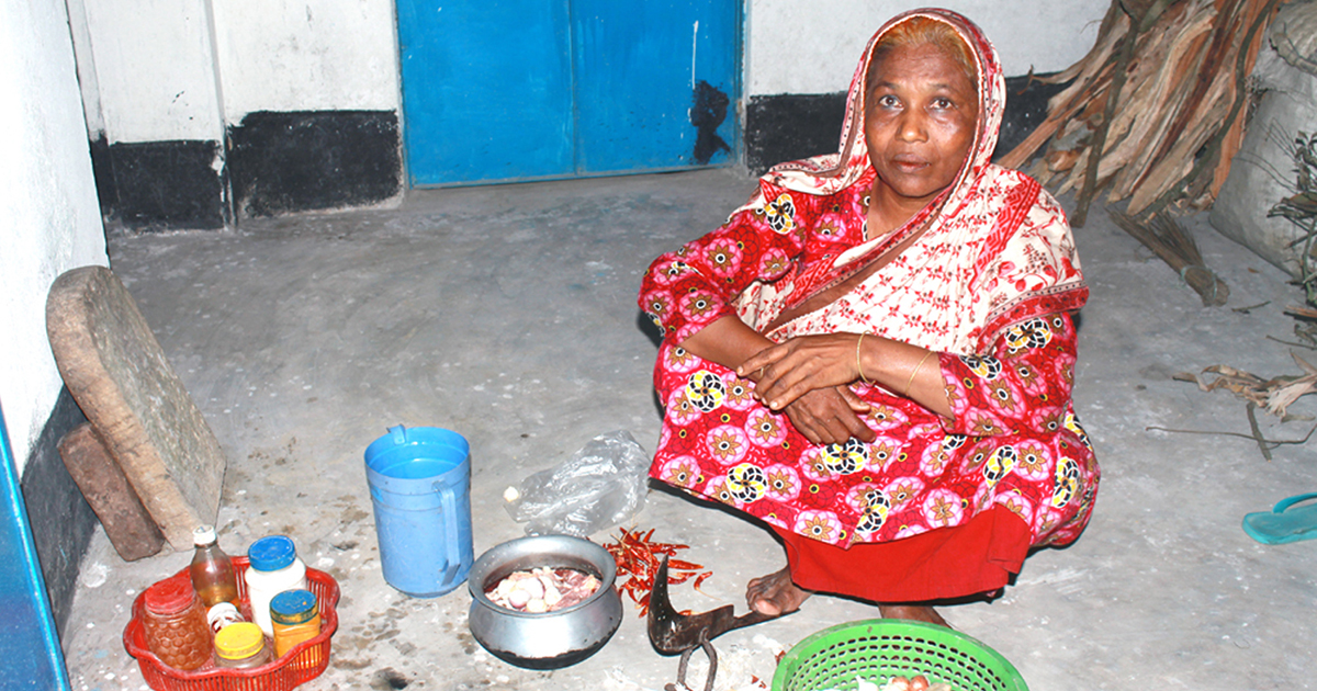 প্রধানমন্ত্রীর উপহারের ঘরে যেভাবে ঈদ উদযাপন করলেন আশ্রয়ণ প্রকল্পের বাসিন্দারা