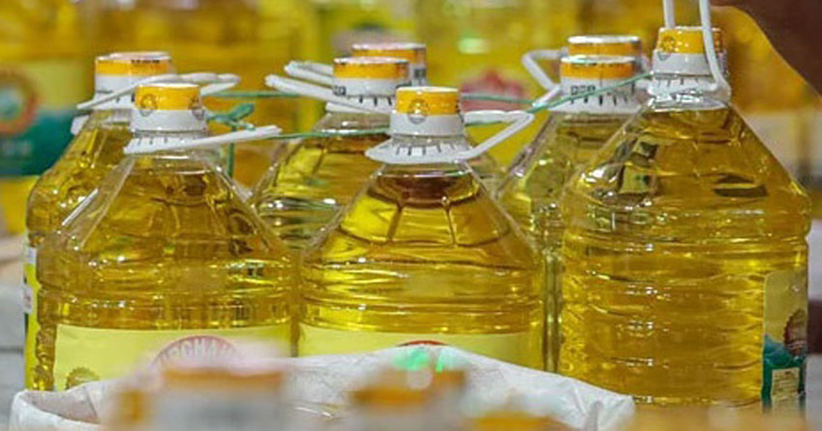 সয়াবিন তেলের দাম লিটারে ১৪ টাকা কমলো
