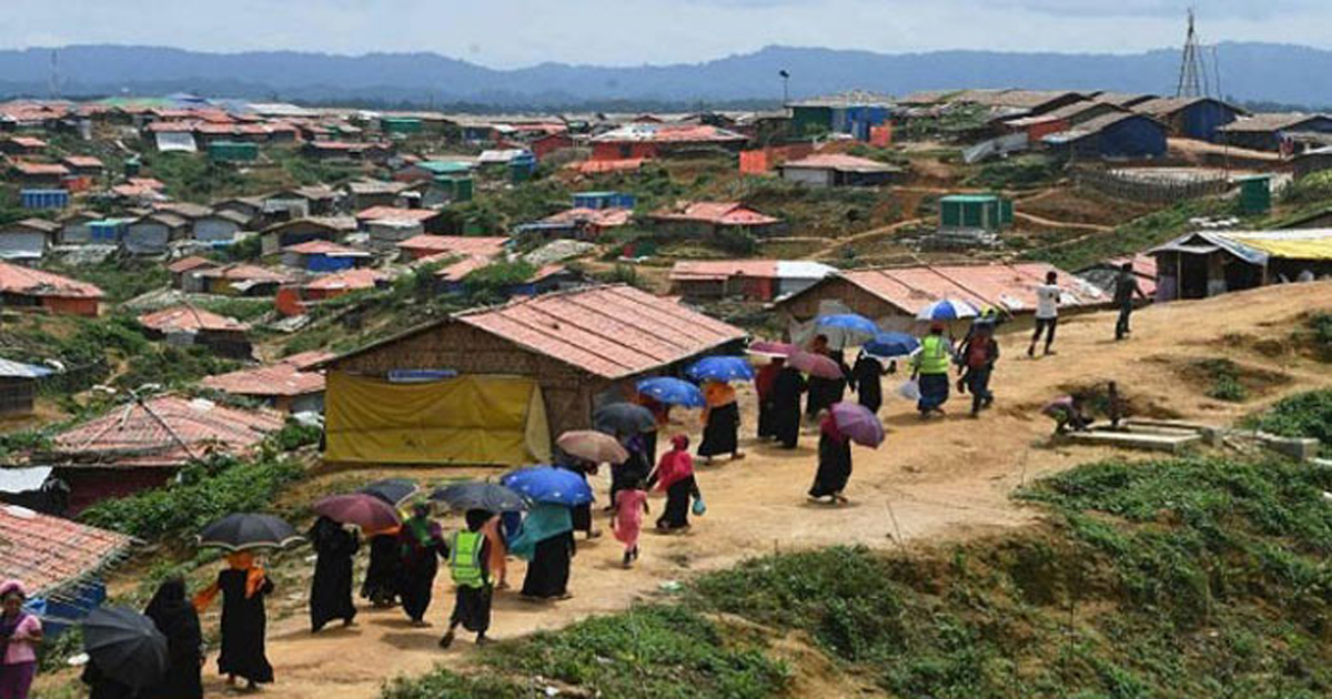 উখিয়ায় রোহিঙ্গা ক্যাম্পে সন্ত্রাসী দুই গ্রুপের গোলাগুলি